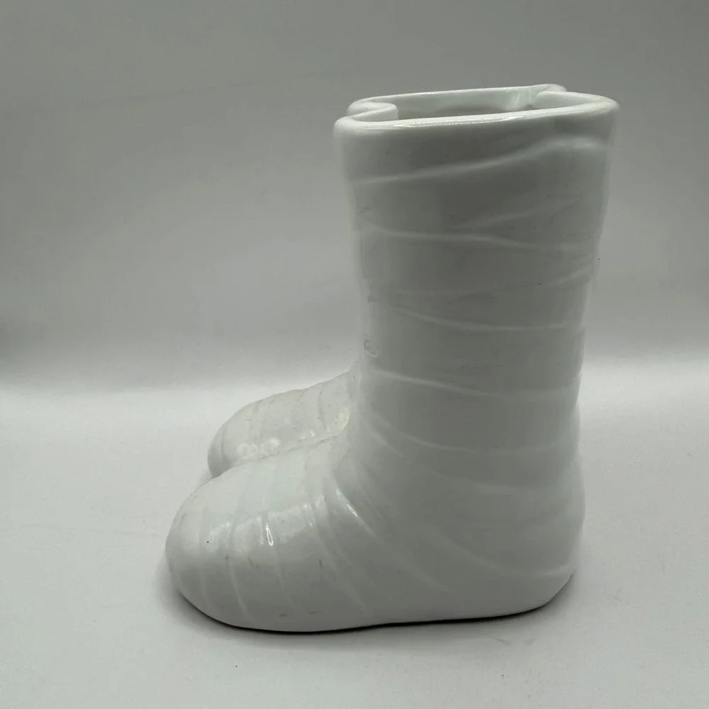 Target Bullseye Playground Mummy Feet Halloween Ceramic Vase Planter White 6.5in
